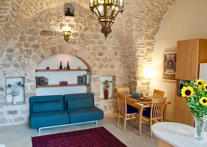 Artist Quarter Guesthouse B&B